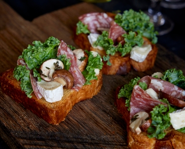 RMhLHh9hwzbdx9KQGyHk.jpg?w=940&h=940