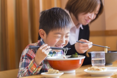 RO0bvawR9vneLNCJbdqU.jpg?w=940&h=940