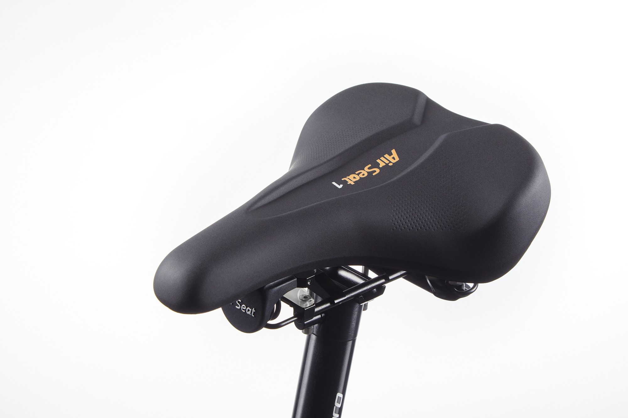 長時間の乗車でもお尻が痛くない革新的サドル、Globixが新発売