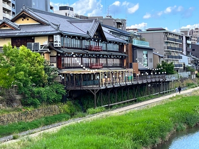 RSIo7ZZHCGq8Pqd0FZgG.jpg?w=940&h=940