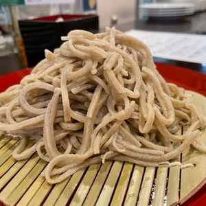 RSuImU0btgDfZxxGHeIO.jpeg?w=940&h=940