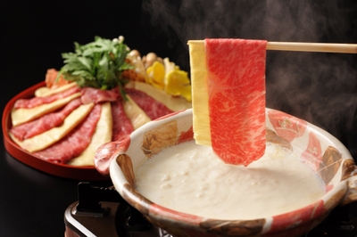 RVHgUZpyp54Eq8Thr2un.jpg?w=940&h=940