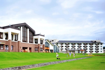 RWBVdXZLUQvDKKfcC0ce.jpg?w=940&h=940