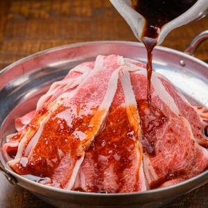 RWZagBNpkqoeErkRfjdj.jpg?w=940&h=940