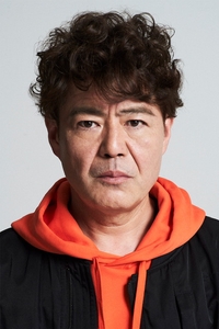 RYaZeAaEnX8cuzC8ZkSs.jpeg?w=940&h=940