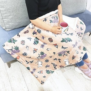 ムーミンのナチュラルデザインのブランケット