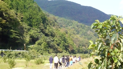 RZzBosyuEkrpFaakj4ay.jpg?w=940&h=940