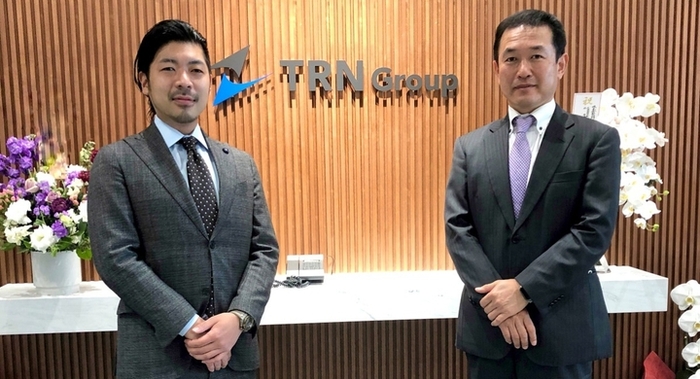 左:店舗流通ネット株式会社 代表取締役社長 戸所岳大 / 右:株式会社アニー 代表取締役 加藤進次郎