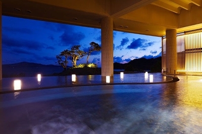 RbJQEIs8WRdwniUqAbYr.jpg?w=940&h=940