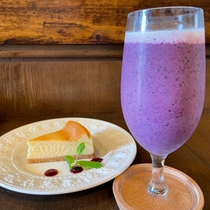 RcUbLiMBUWwiZYqjgjk2.jpeg?w=940&h=940