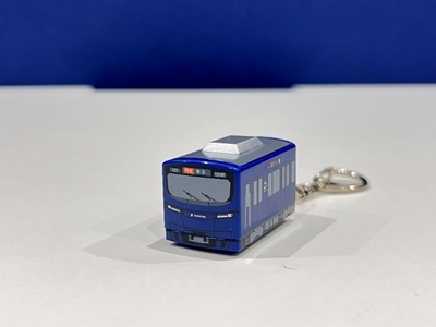 相鉄13000系走る！電車型キーホルダー