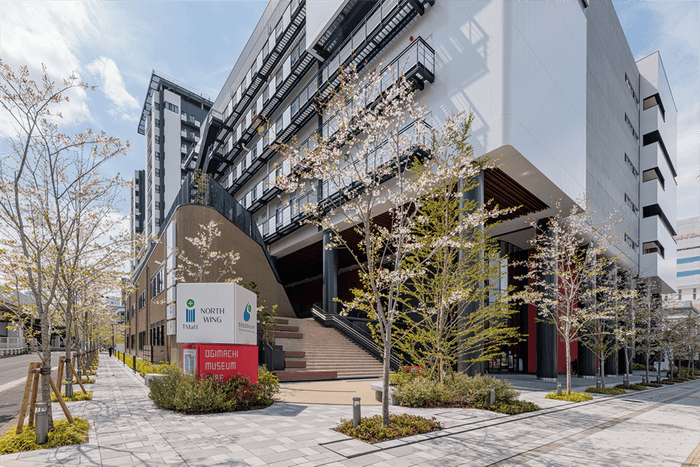 i-Mall NORTH WING 1 年目の桜