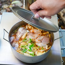 世界有数のチタン原産地で採れた 高純度チタン製クッカー「チタン製鍋 蓋付き」が 「A.S.F.OUTDOOR」からリニューアルして新発売！