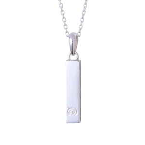 Rkh0ZXW2XMvYRmxremos.jpg?w=940&h=940