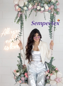 RnyxF1Uoooj6m8waakFp.jpg?w=940&h=940