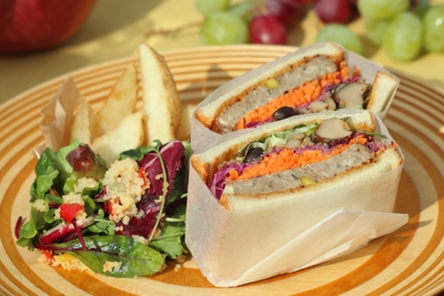 Rp6sIlGl7MsG2tVbFBHL.jpg?w=940&h=940