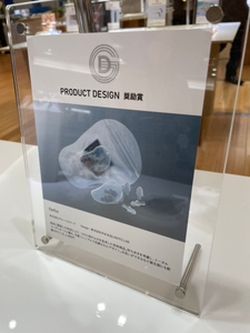 RpSwSyDLkAdOv9QObqdT.jpg?w=940&h=940