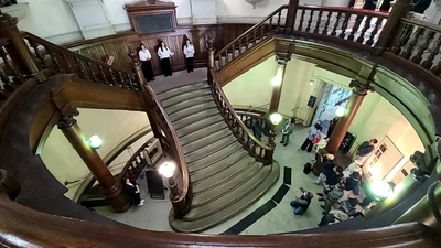 「瀬戸内国際芸術祭2025」に近畿大学総合社会学部生が参加　女木島・鬼ヶ島大洞窟で「エコー遺産アカペラライブ！」開催