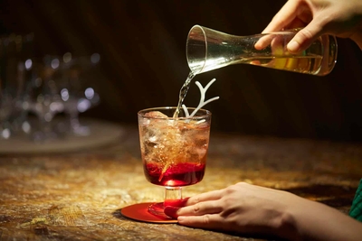 RyKqGSDVL0iqvkbar67h.jpg?w=940&h=940