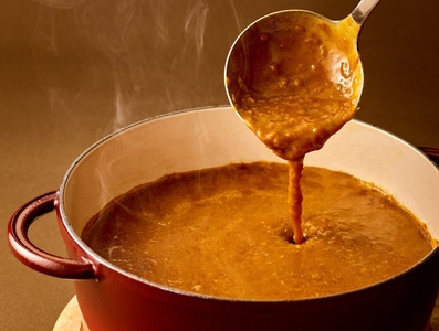 RzmRhzJYX0pnfRCGZITZ.jpg?w=940&h=940