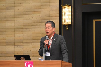 社長会の活動報告を行った武藤正美常務理事