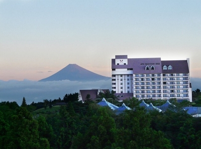 S4TUpTxW6zVEDf4RJZyD.jpg?w=940&h=940