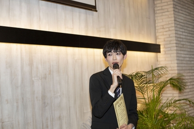 S4U41KpaBKUkx6qKElMP.jpg?w=940&h=940