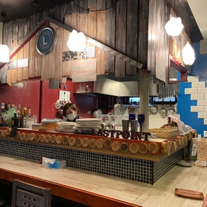 SGSg5UidPg3AIpFqCVWD.jpeg?w=940&h=940