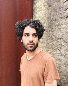 SUhroy569JYyUf2121hP.jpg?w=940&h=940