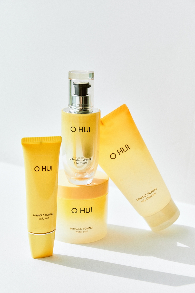 韓国コスメ　ohui Ohui Age Recovery Set of 2 Anti-aging Wrinkle Dark Spot