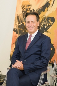 SWL1tRRm4xUiMT1wcQAw.jpg?w=940&h=940