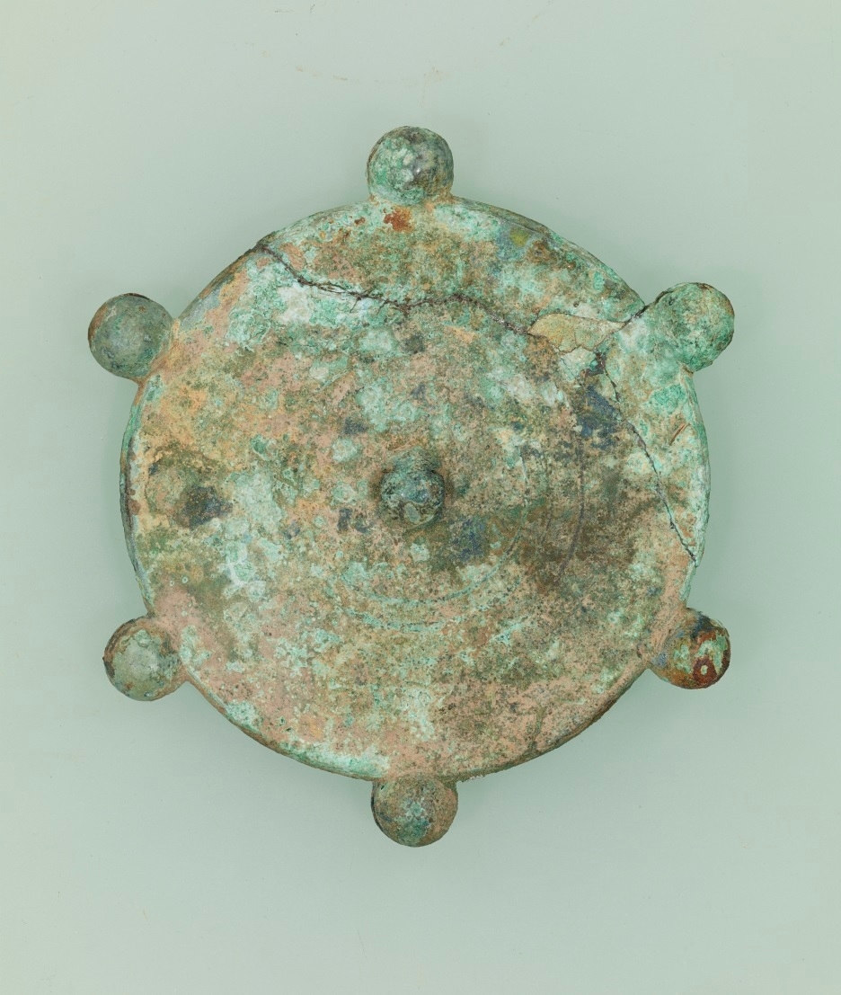 六鈴鏡 古墳時代・6世紀 山口県下関市 上ノ山古墳出土 青銅製 山口県豊西下村寄贈 東京国立博物館蔵(※貸与予定作品)