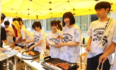 近大附属福岡高校がオープンスクールと文化祭を同時開催　生徒たちの活気ある学校生活や魅力を肌で感じてもらうことをめざす