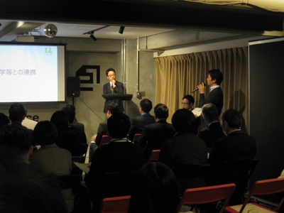 SoR5Ey1lnzvZYu38yp4T.jpg?w=940&h=940