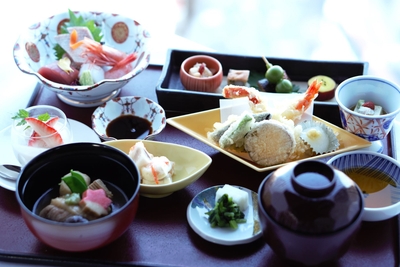 Sr4meZkzmw91JF1WIM6f.jpg?w=940&h=940