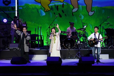 Sxoi9D0PLJHLIMDlTHS7.jpeg?w=940&h=940