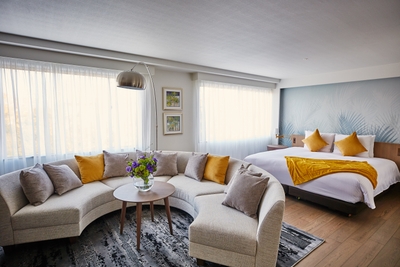 T54vt1YpyJc3DvCz5fD4.jpg?w=940&h=940