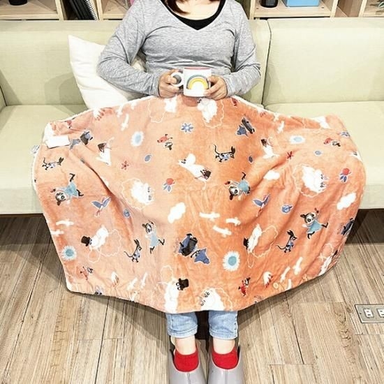 ムーミンのナチュラルデザインのブランケット