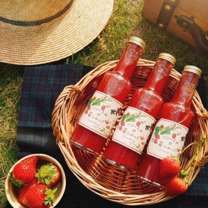 「苺シロップ」864円（税込）