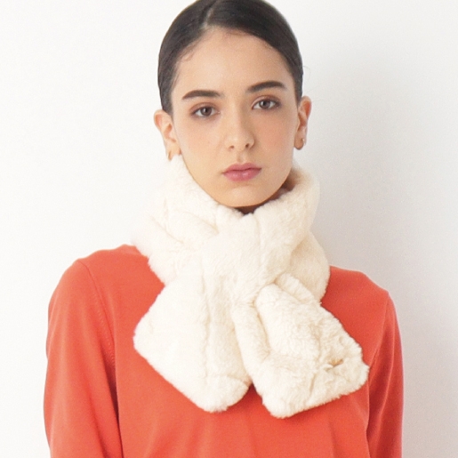 フルラ (FURLA) B&W エコファーティペット