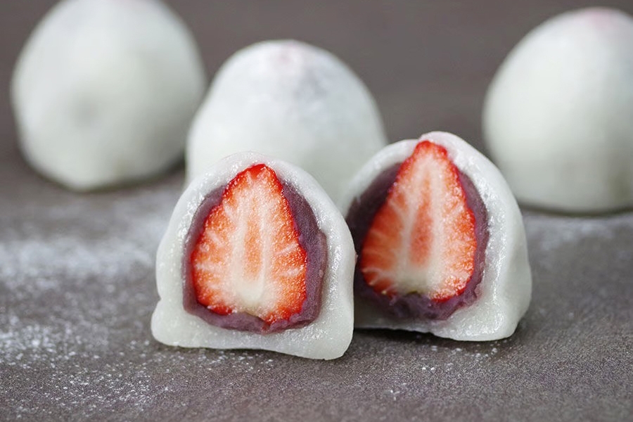 志保重 おっきいイチゴ大福