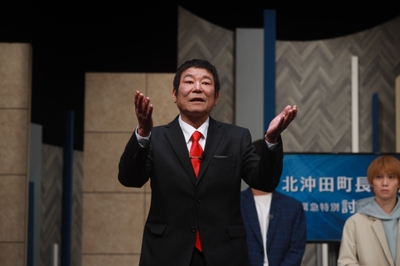 TRUTToBq1kACgoDD1zdN.jpg?w=940&h=940