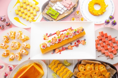 自家製濃厚プリンなど約20種のデザート