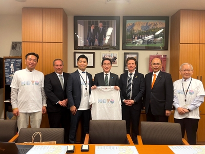 TchPxHWy1SoW17ZkLfWc.jpg?w=940&h=940