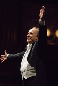 TeEitiJAJc9kwL4HsrQQ.jpg?w=940&h=940