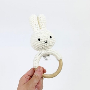 TjJalD2Fg4zAICT7zTnf.jpg?w=940&h=940