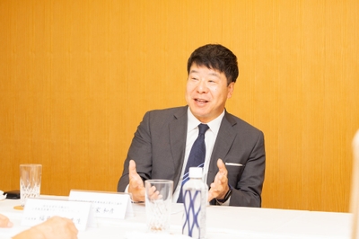 TpEG2ow2ks7sh0UhV3T6.jpg?w=940&h=940