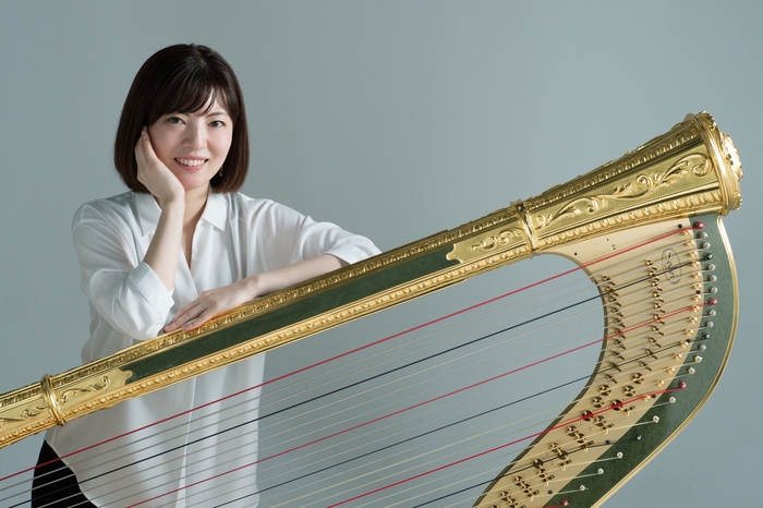 山宮るり子(ハープ)