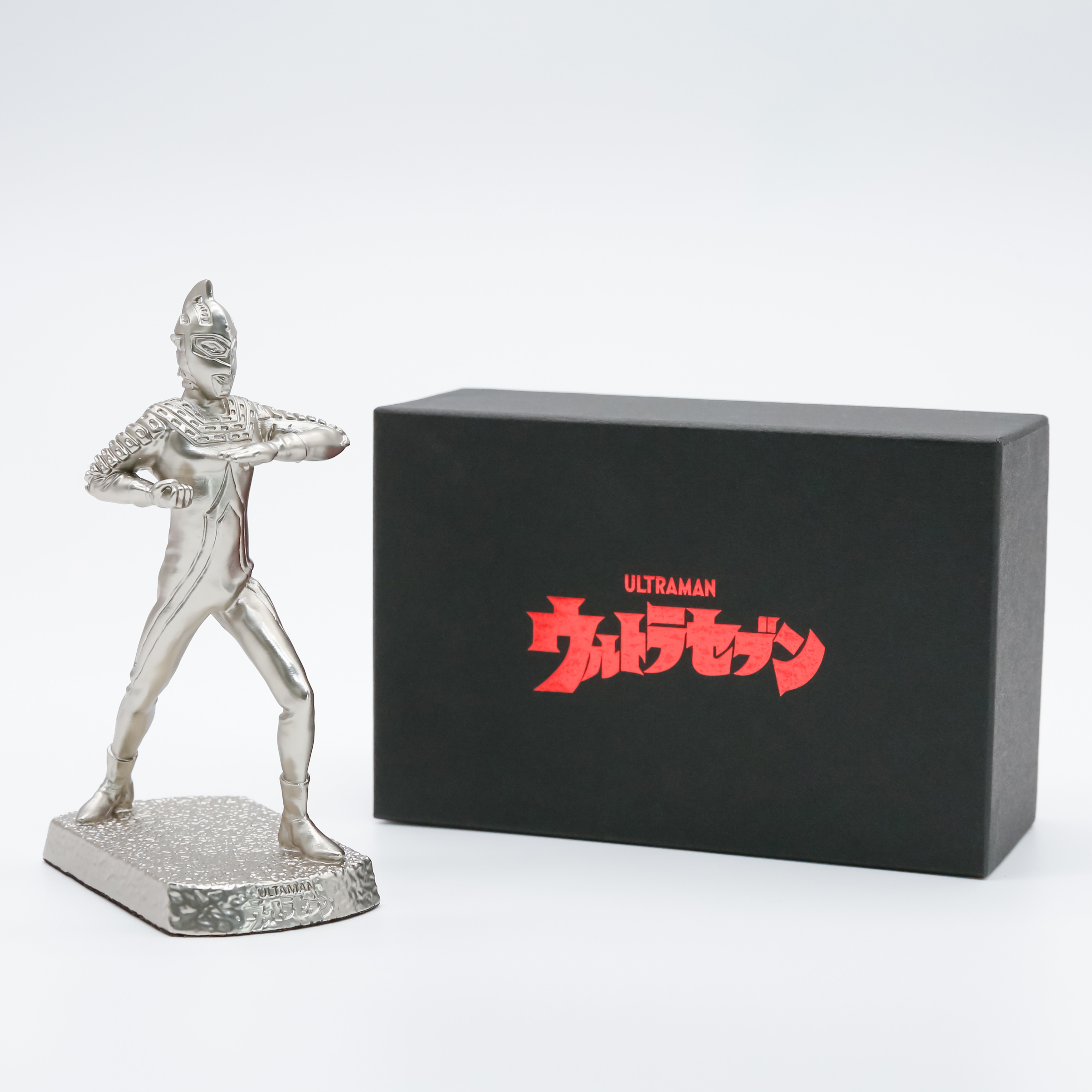 ウルトラセブン ペーパーウェイト(2)