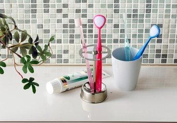 日常的な「舌ブラシ」の使用による舌のケアについて SHIKIEN公式HPにて情報を公開